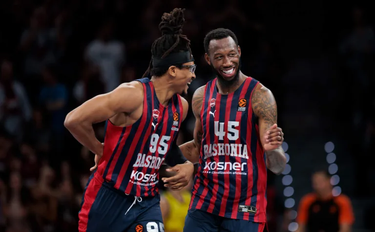 La Tertulia Dobles Figuras de Cope Vitoria. Miércoles 11/12/24