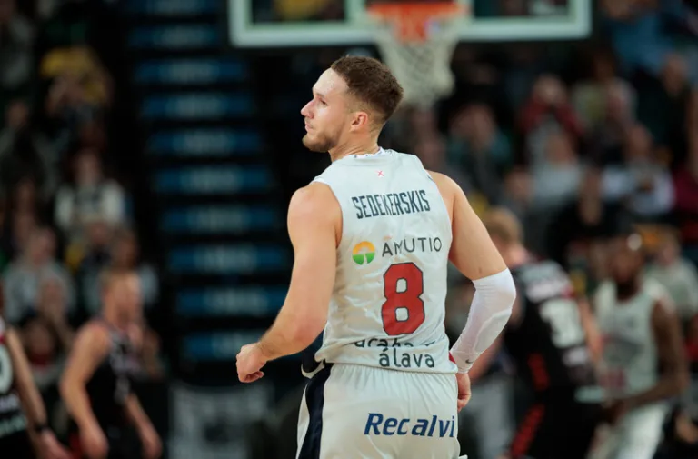 Tadas Sedekerskis sufre una lesión muscular