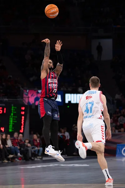 Markus Howard en el Top 10 de triplistas del Baskonia en la Liga ACB