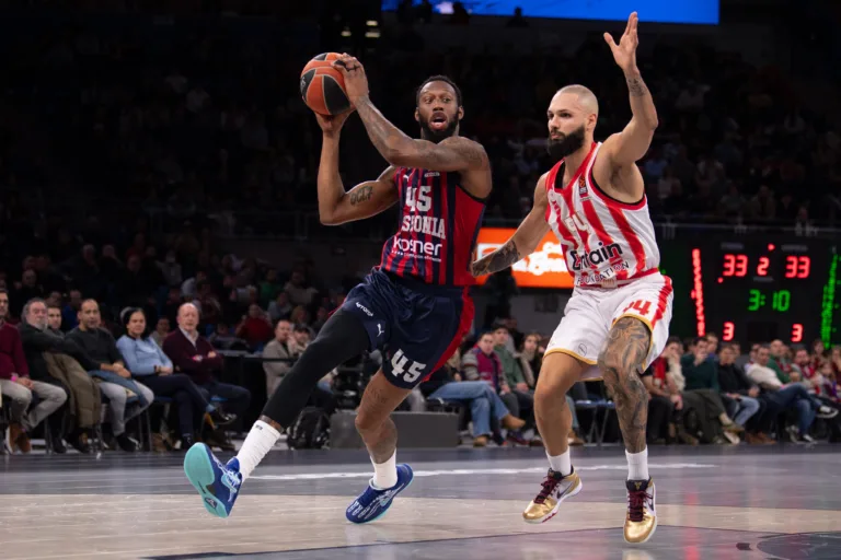 Baskonistas en Olympiacos