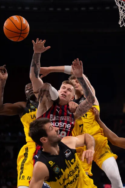 La Tertulia Dobles Figuras de Cope Vitoria. Miércoles 23/04/25