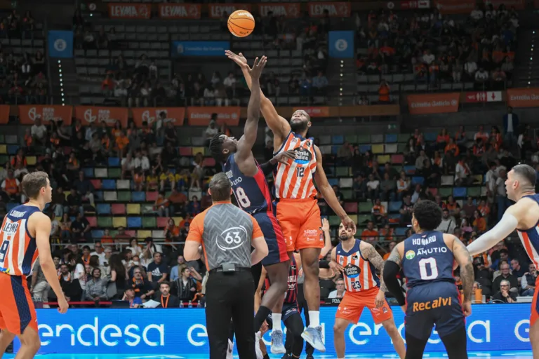 Liga ACB J34. Leyma Coruña 101-105 Baskonia