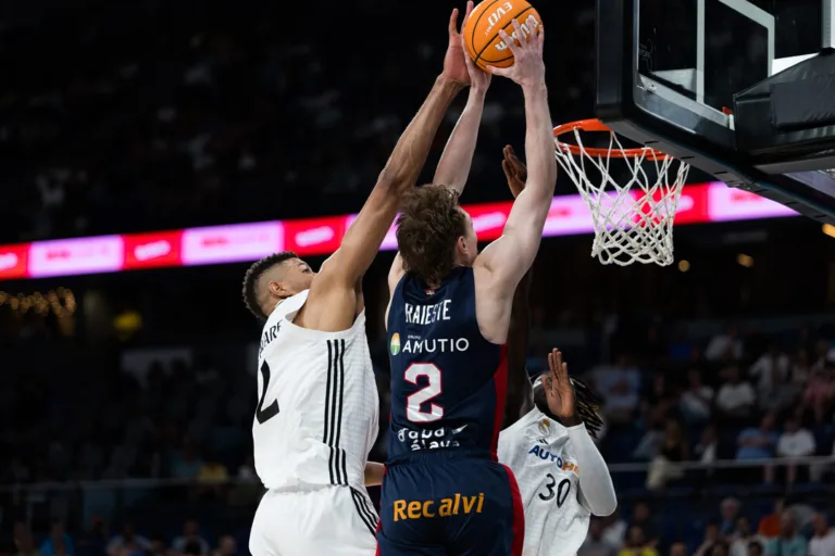 Playoffs 4º de Final J1. Real Madrid 82-76 Baskonia