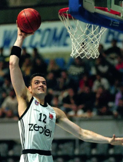 Baskonia ficha a Dejan Tomasevic