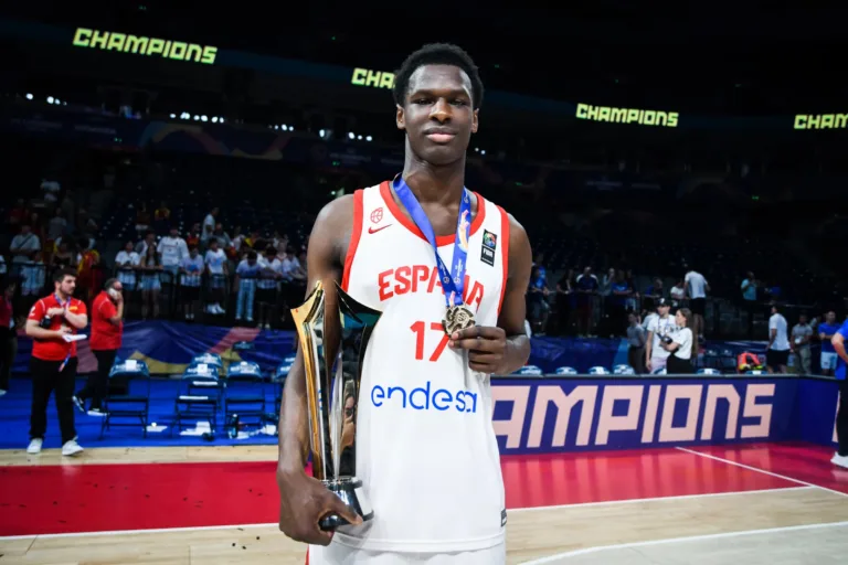 El baskonista Chiek Diallo, campeón con España en el Eurobasket U-18