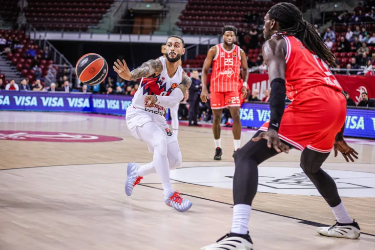 La Tertulia Dobles Figuras de Cope Vitoria. Miércoles 12/11/25