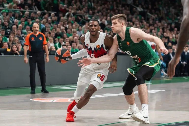 La Tertulia Dobles Figuras de Cope Vitoria. Miércoles 03/12/25