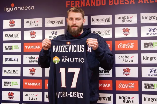 Presentación de Gytis Radzevičius