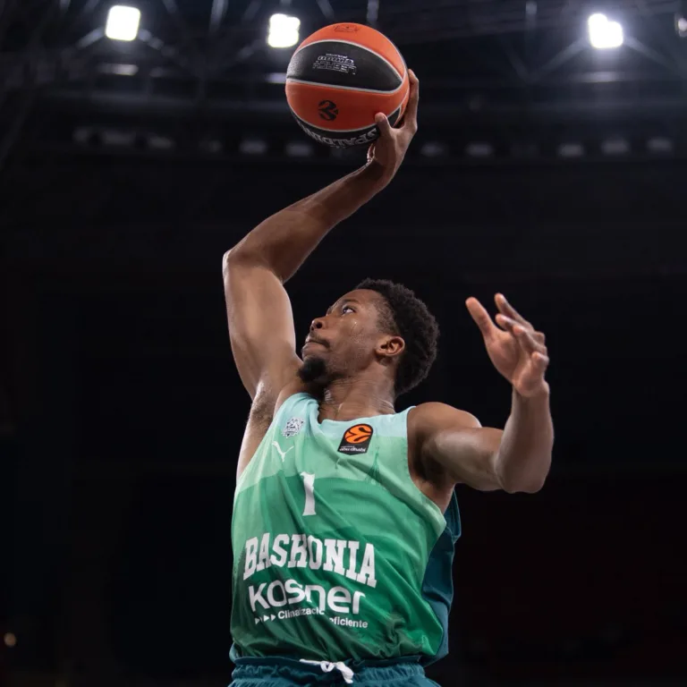 Previa Euroliga J14. Kosner Baskonia – EA7 Emporio Armani Milán