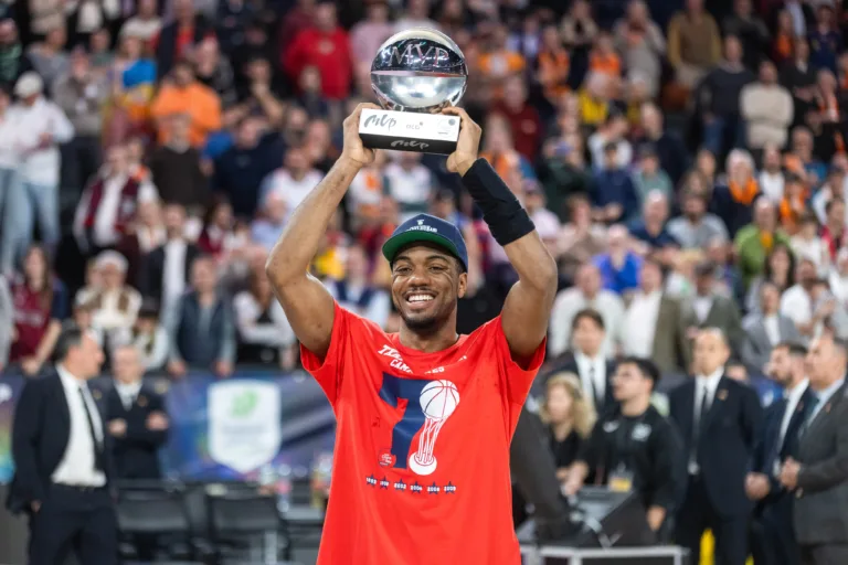 Trent Forrest, Markquis Nowell, Eugene Omoruyi, Gytis Radzevičius y Jesse Edwards no continúan en Baskonia