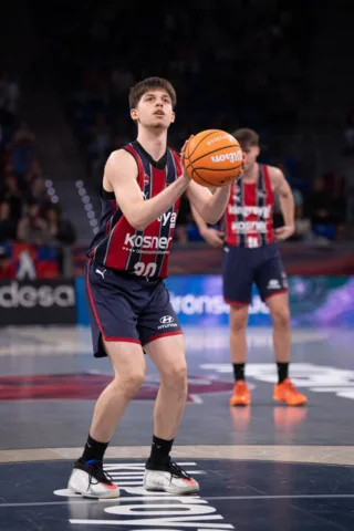 Mate Khatiashvilli y Juom Maker Bol debutan con el Baskonia en la Liga ACB