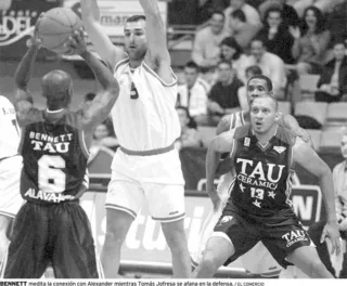 Previa Liga ACB J24. Gijón Baloncesto 60-81 Tau Cerámica Baskonia