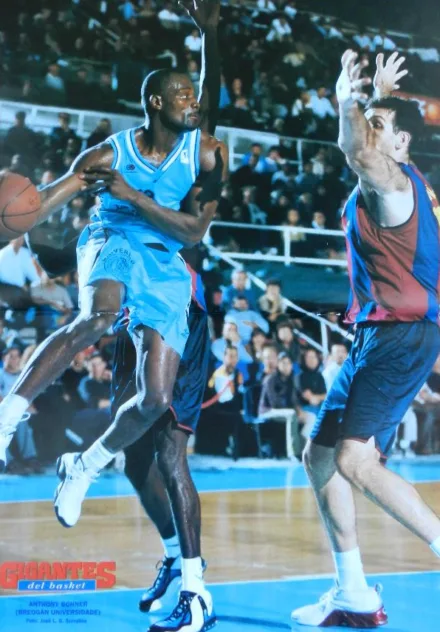 Previa Liga ACB J26. Tau Cerámica Baskonia – Breogán Universidade