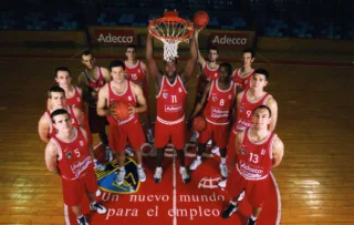 Previa Playoffs Liga ACB 4º de Final J1.  Tau Cerámica Baskonia – Adecco Estudiantes