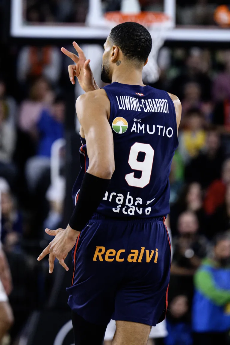 Saski Baskonia inscribe a cinco jugadores en el derecho de tanteo de la Liga ACB