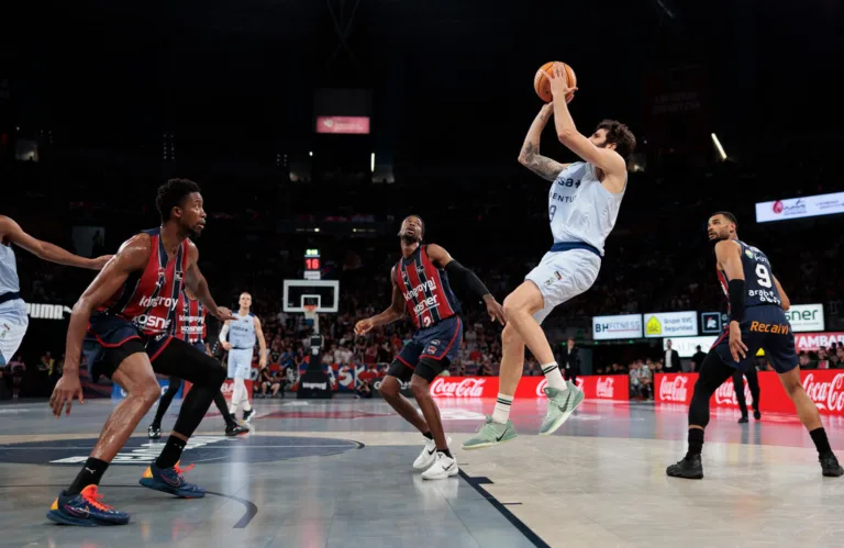 Playoffs 4º de Final Liga ACB J3. Kosner Baskonia 88-96 Asisa Joventut