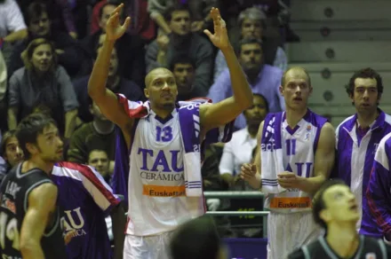 Saski Baskonia abre un expediente disciplinario a Victor Alexander